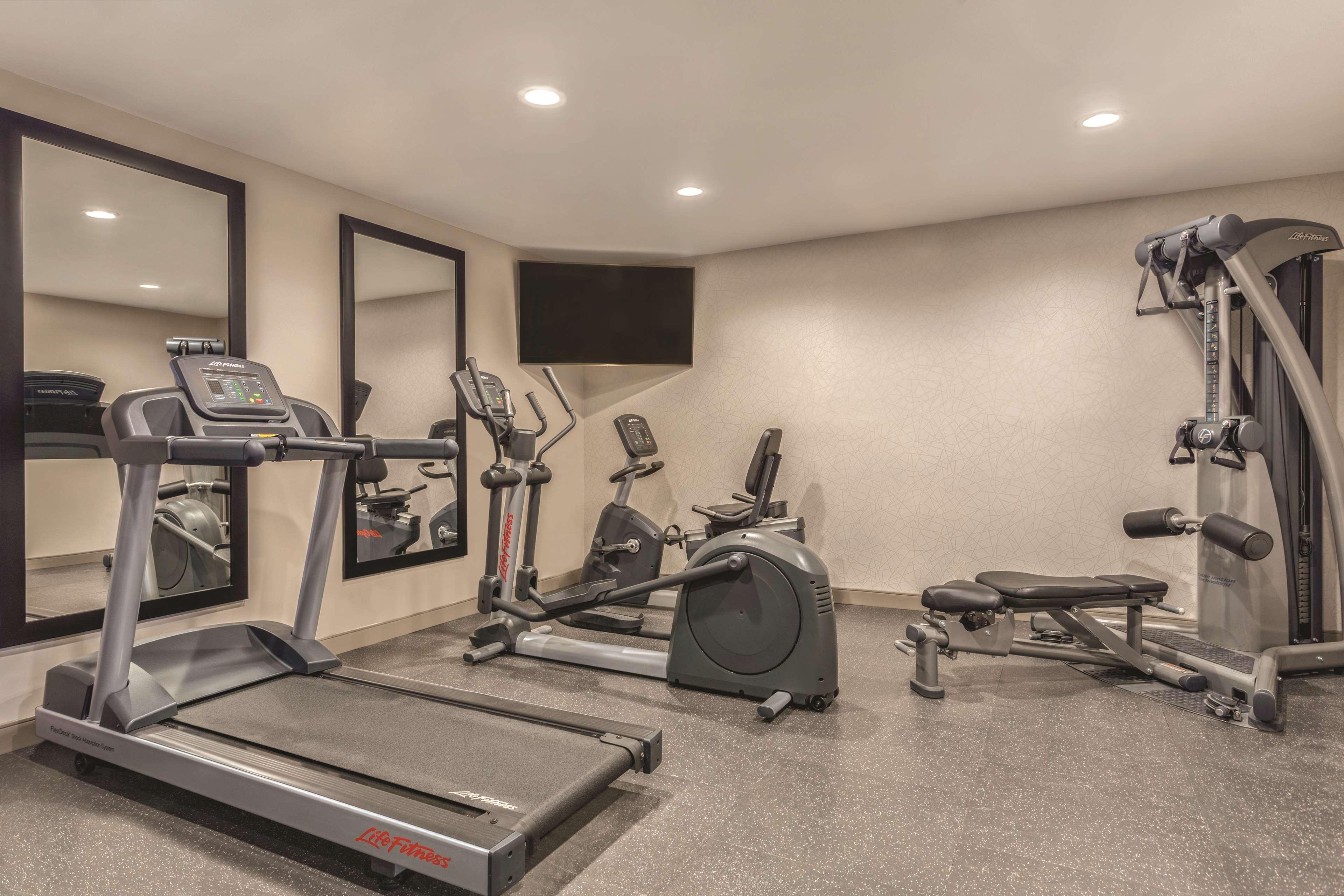 Country Inn & Suites By Radisson, Erie, Pa Kearsarge Bagian luar foto