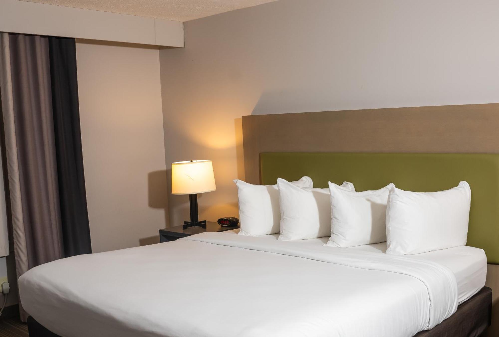 Country Inn & Suites By Radisson, Erie, Pa Kearsarge Bagian luar foto
