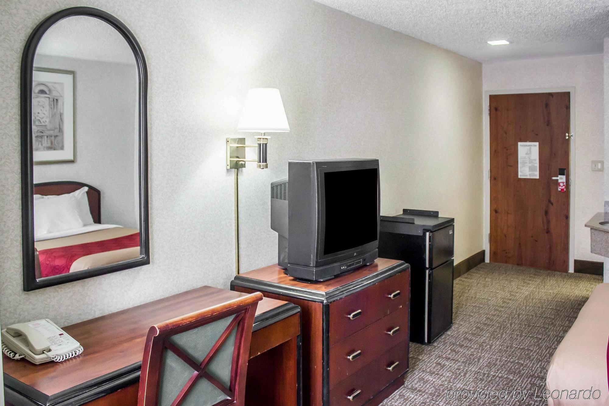 Country Inn & Suites By Radisson, Erie, Pa Kearsarge Bagian luar foto