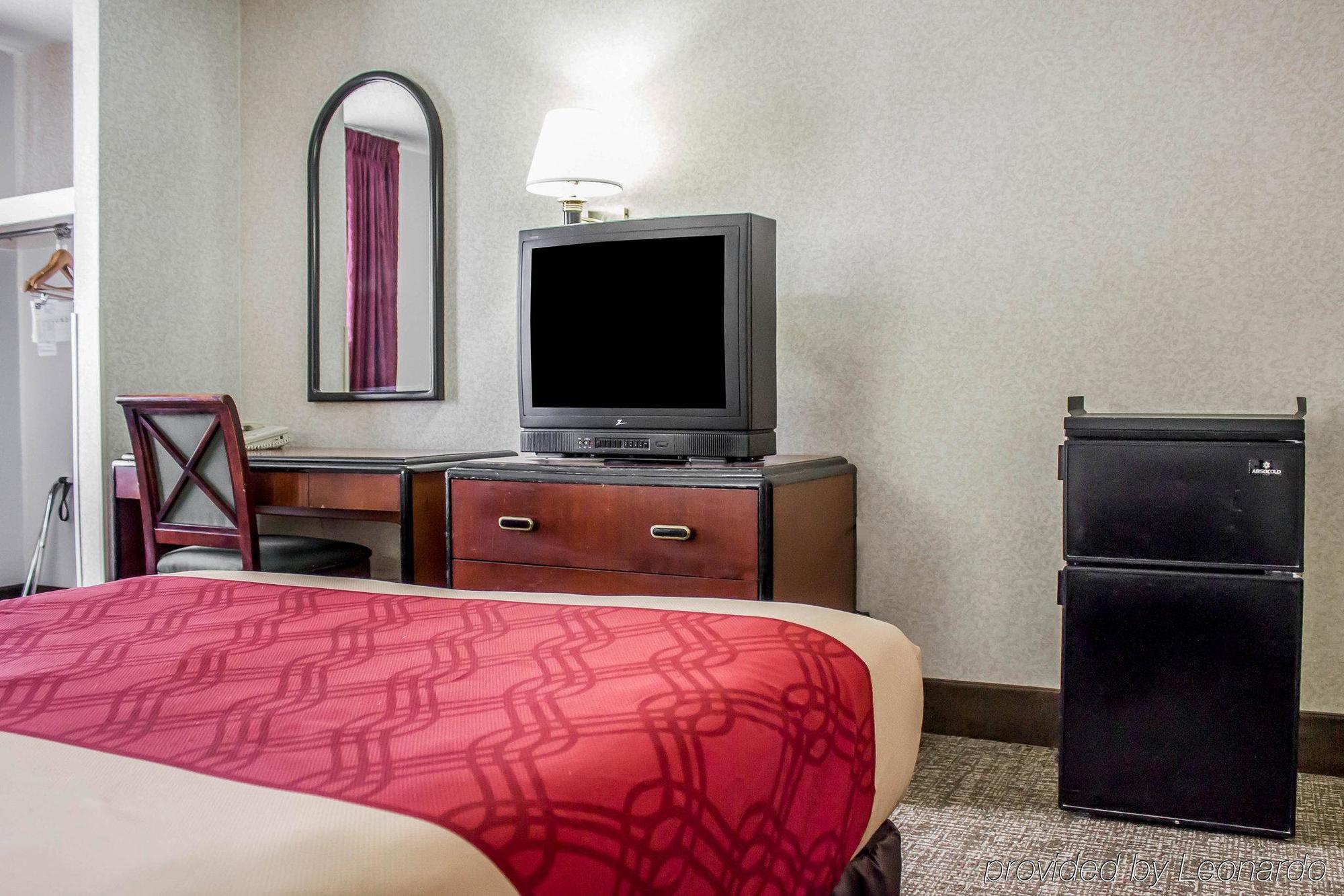 Country Inn & Suites By Radisson, Erie, Pa Kearsarge Bagian luar foto